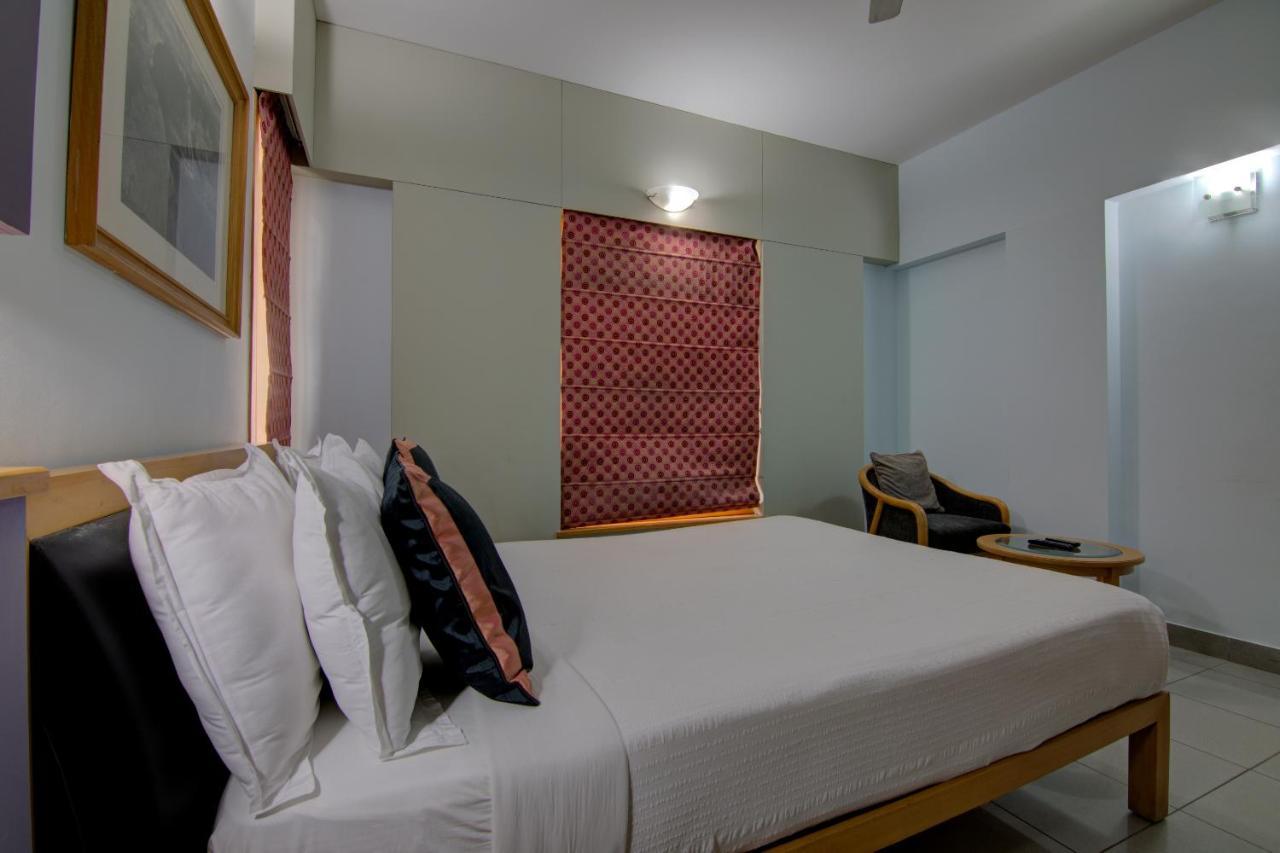 ไตรสตาร์ เซอร์วิซ อพาร์ตเมนต์ Apartment บังกาลอร์ ภายนอก รูปภาพ