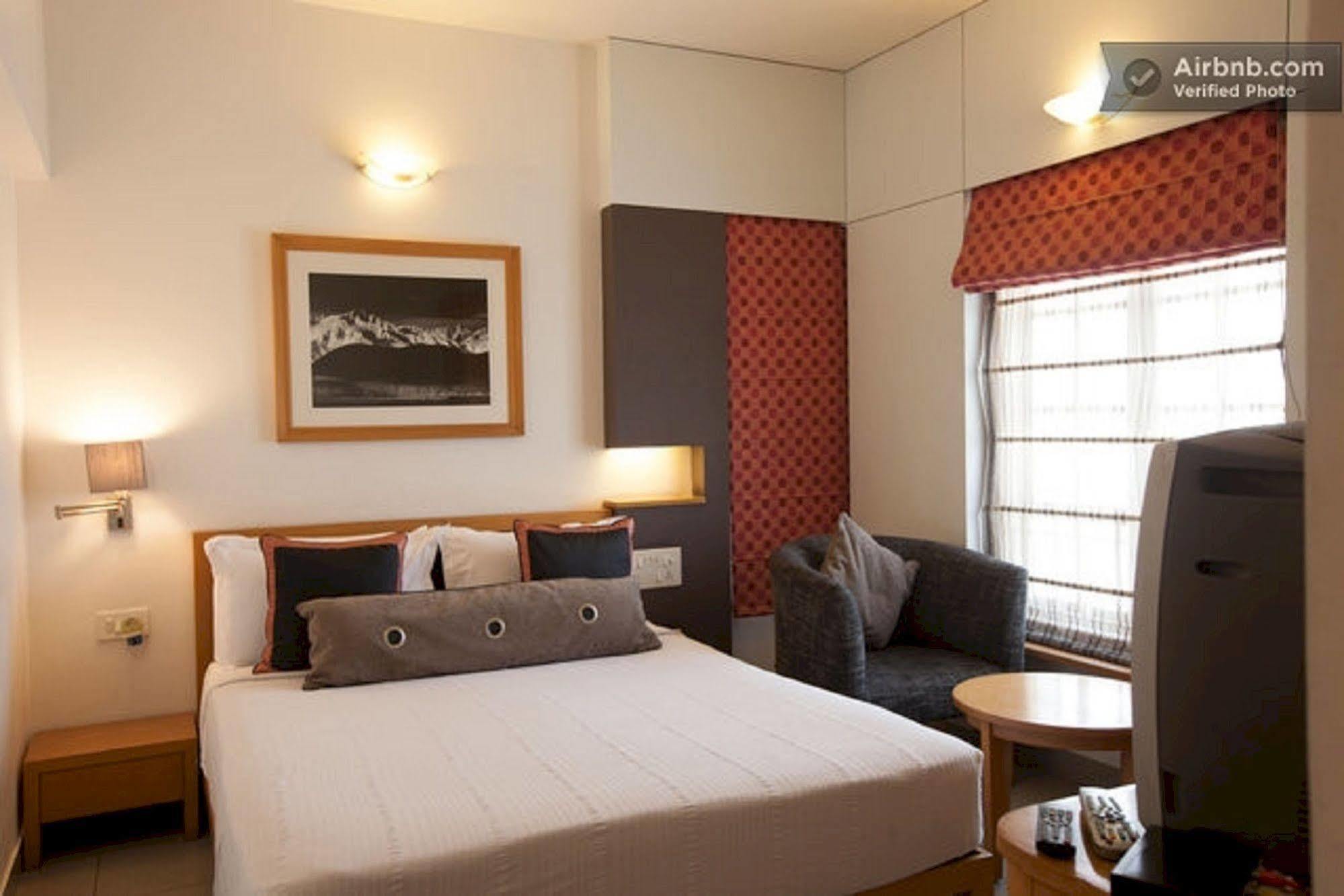 ไตรสตาร์ เซอร์วิซ อพาร์ตเมนต์ Apartment บังกาลอร์ ภายนอก รูปภาพ