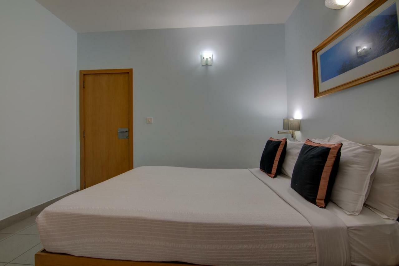 ไตรสตาร์ เซอร์วิซ อพาร์ตเมนต์ Apartment บังกาลอร์ ภายนอก รูปภาพ