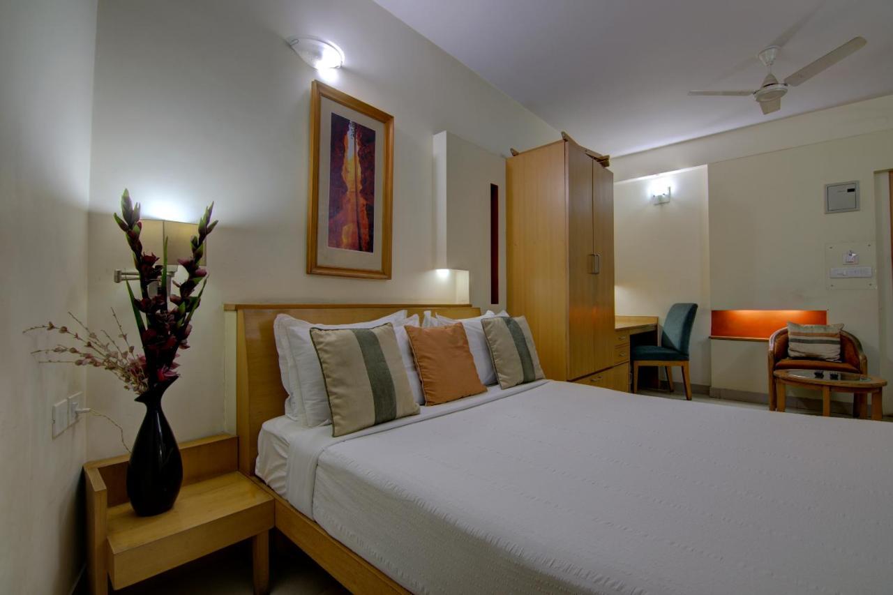 ไตรสตาร์ เซอร์วิซ อพาร์ตเมนต์ Apartment บังกาลอร์ ภายนอก รูปภาพ